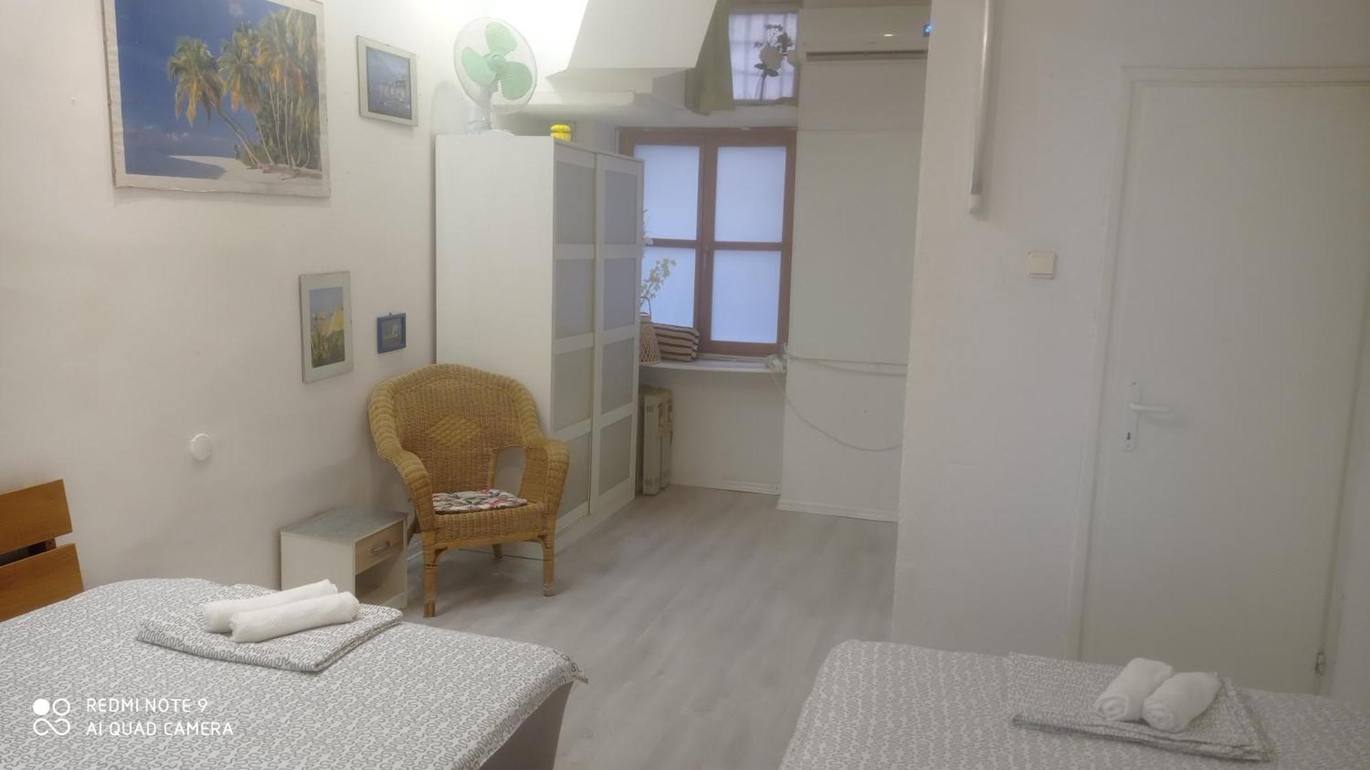 Apartment Youth Vita 자그레브 외부 사진