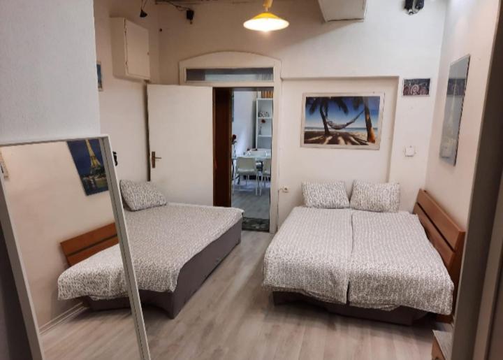 Apartment Youth Vita 자그레브 외부 사진