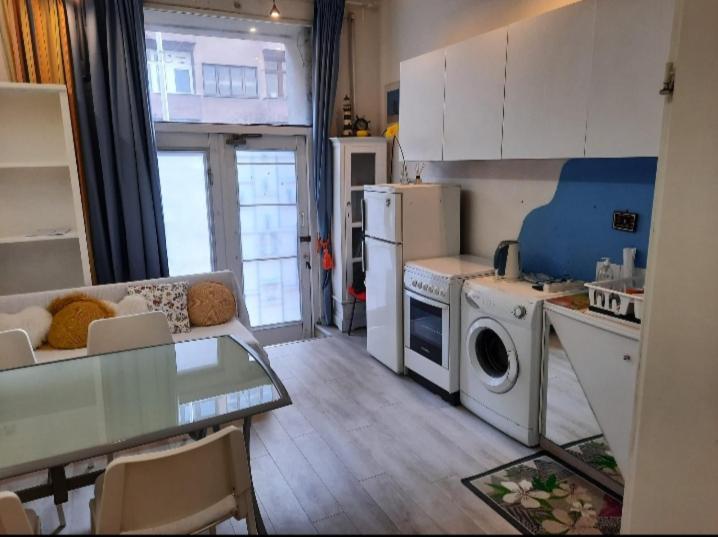 Apartment Youth Vita 자그레브 외부 사진